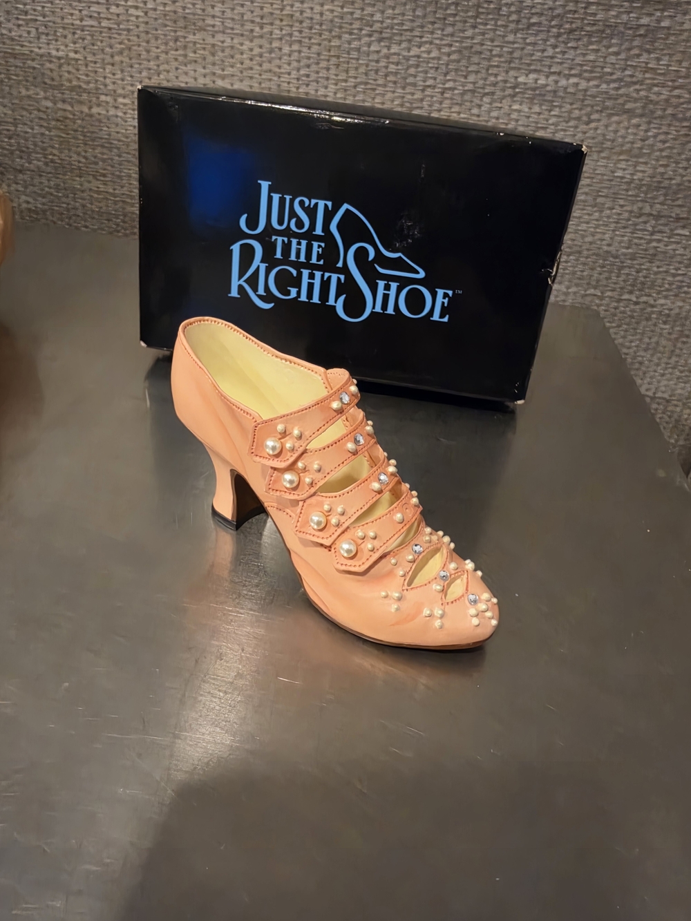 Vintage Just The Right Shoe PROMENADE 25018 Raine Complete Boxed
